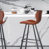 Sgabello da bar imbottito in finta pelle in pelle con base in metallo