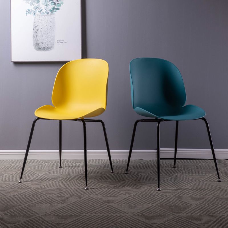 Home Scandinavian Side Chair Wingback Plastic Dining Room Chair with Black Legs Clearhalo ' kitchen&dining_furn' 'Dining Chairs' 'Dining Tables & Seating' 'dining_chair' 'furn' 'furn_dining_chair' 'Furniture' 'furniture_dining_chair' 'Kitchen & Dining Furniture' 'kitchen' 1200x1200_9ee65c45-e9b9-47f0-bb78-9a802e75dd7a