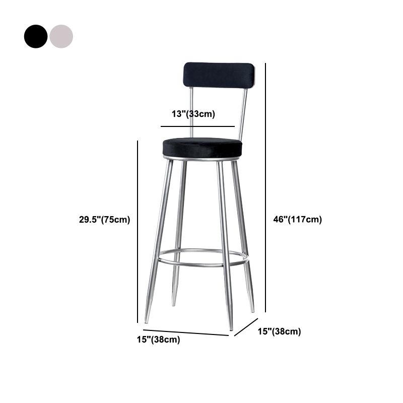 Sgabello da bar rotondo di ferro scandinavo.