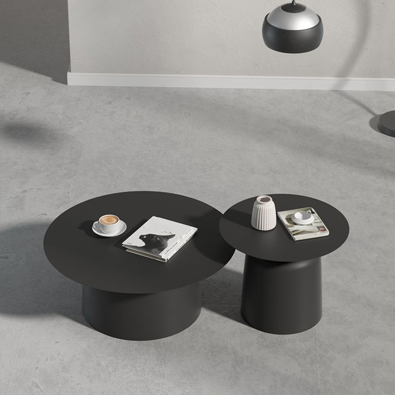 Pedestal Design Cocktail Table White/black Iron Round Coffee Table Clearhalo 'Coffee & Accent Tables' 'Coffee Tables' 'coffee_tables' 'furn' 'furn_coffee_tables' 'Furniture' 'furniture_coffee_tables' 'Living Room Furniture' 1200x1200_9f36ff7c-c5f3-46fa-9ccb-baf47f00078b