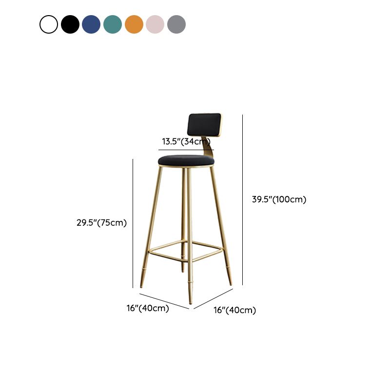 Tabourets de salle à manger rembourrés bas.