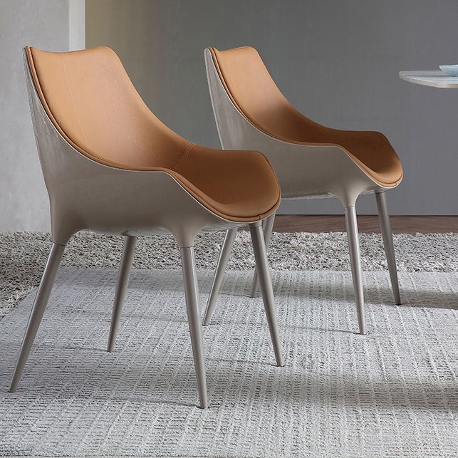 Noordse armloze rugleun lederen stoel met metalen benen voor eetkamer