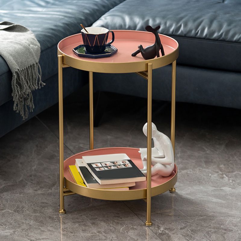 Tavolo laterale superiore del vassoio rotondo della metà del secolo Metal 4 gambe tavolino con scaffale