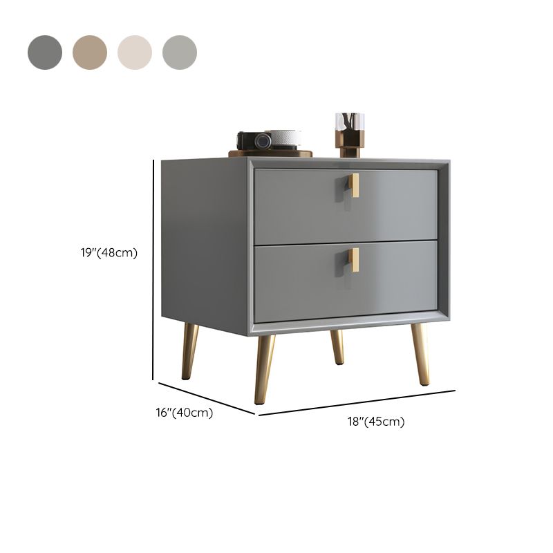 Comodino da letto in legno in legno a tavola notturna contemporanea con cassetti