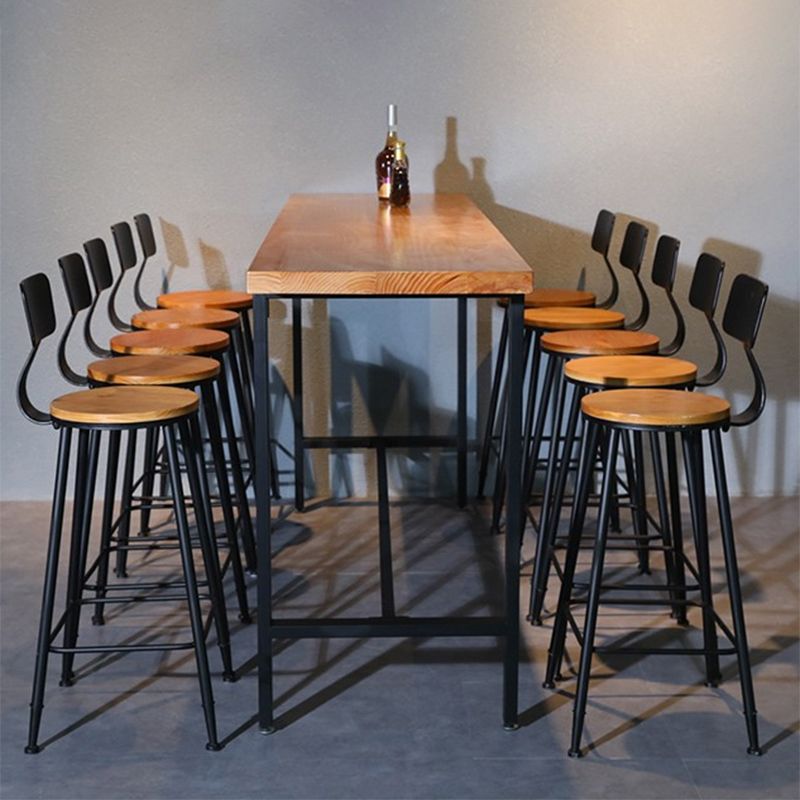 Mesa de bar con caballete rectangular para interiores industriales en metal y madera