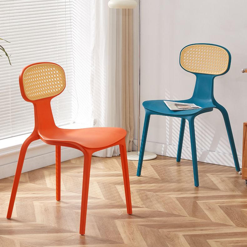 Zeitgenössischer Innenplastikkönig Louis Back Ess -Seitenstuhl