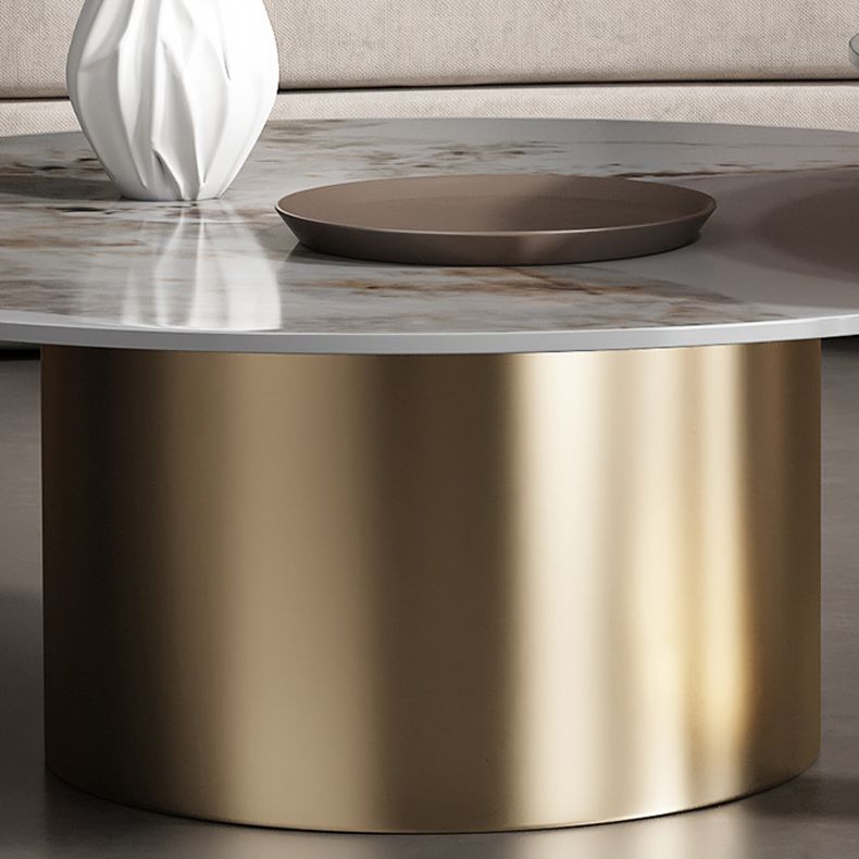 Tavolino rotondo in stile glam con base di piedistallo in acciaio