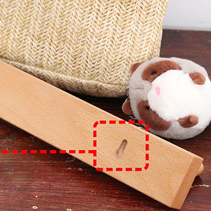 Modernes Eingangs-Kit Holzwand mit Hakenkleiderbügel montiert