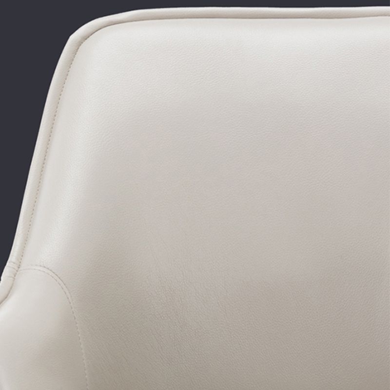 Chaise en cuir fausse 22,4 "L x21,6" W x32.6 "H ARMS INCLUS INCLUS POUR LE SOIR