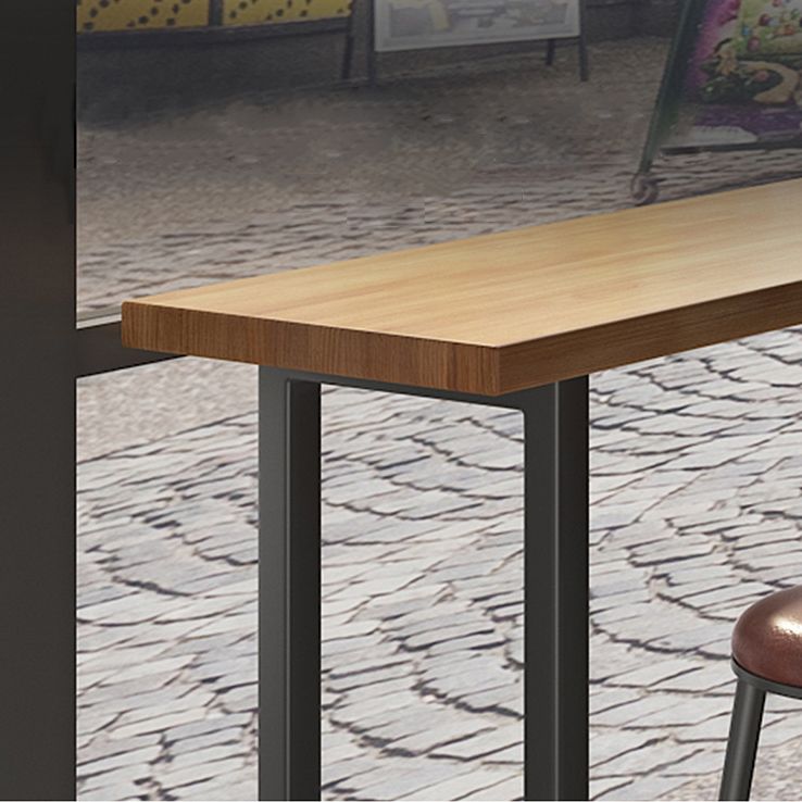 Set da pub moderno per interni, tavolo da bar e sgabelli da 1/7 pezzi con piano in legno massello