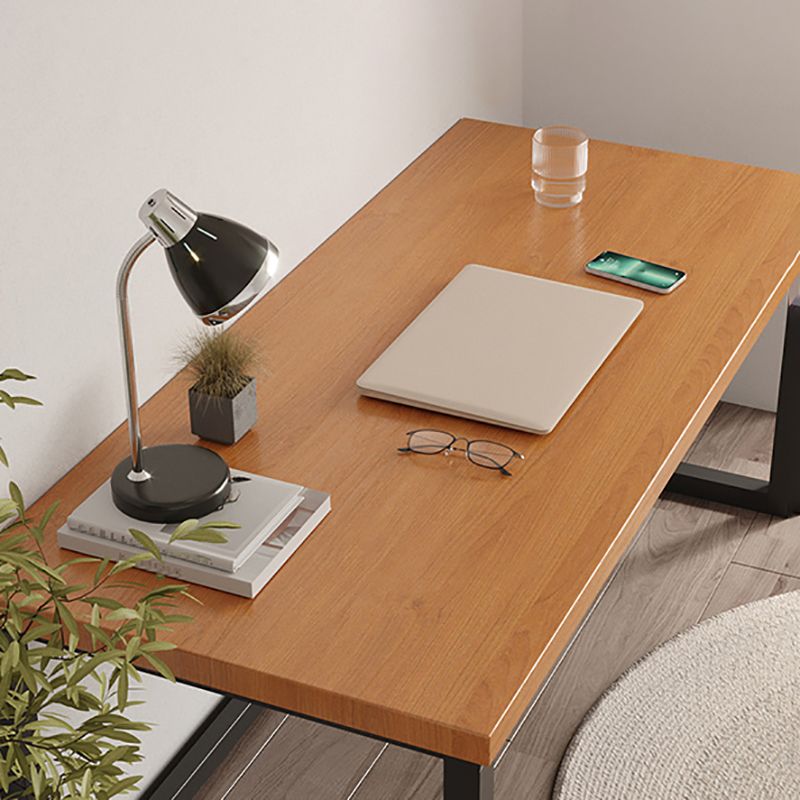 Modern Rectangular Writing Desk Solid Wood Office Desk with Metal Base Clearhalo 'furn' 'furn_office_desk' 'Furniture' 'Office Desks' 'Office Furniture' 'office_desk' 1200x1200_a2ecdb3a-0201-498c-b2b8-b9857d80b5e8