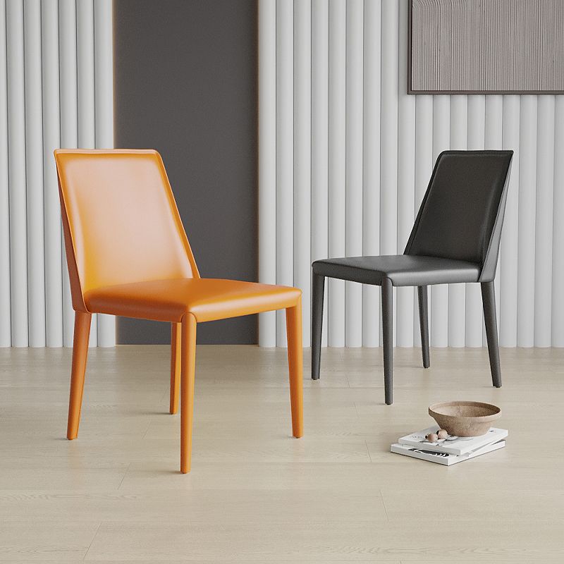 Sillas de comedor sin brazo de la espalda baja silla lateral moderna de cuero falso