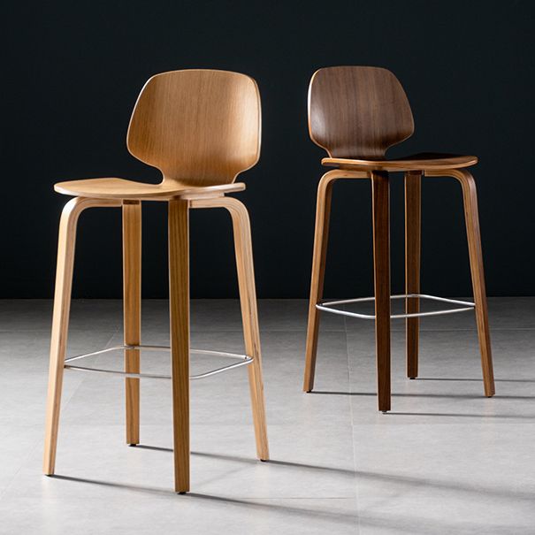 Sgabelli da pranzo in legno massiccio sgabelli da bar marrone contemporanei con poggiapiedi