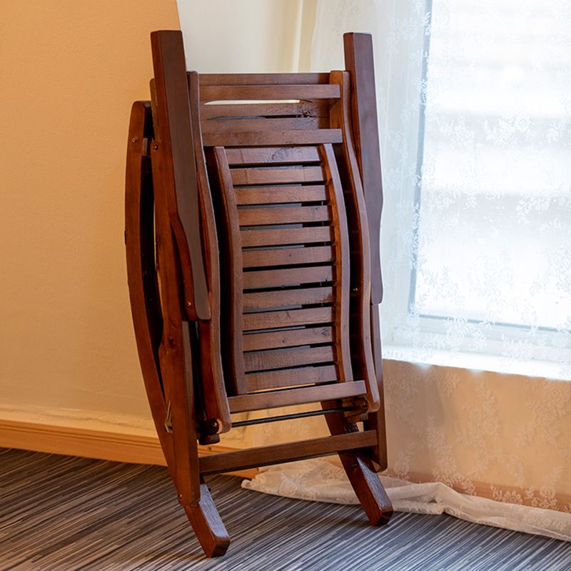 Chaise à bascule traditionnelle à cadre en bois massif backrex à bascule à bascule intérieure