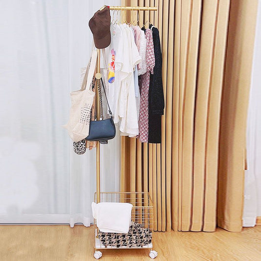 Rack de manteau d'entrée en métal et en ardoise moderne.