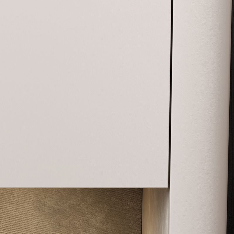 Moderna de madera maciza y cajón nocturno de pizarra.