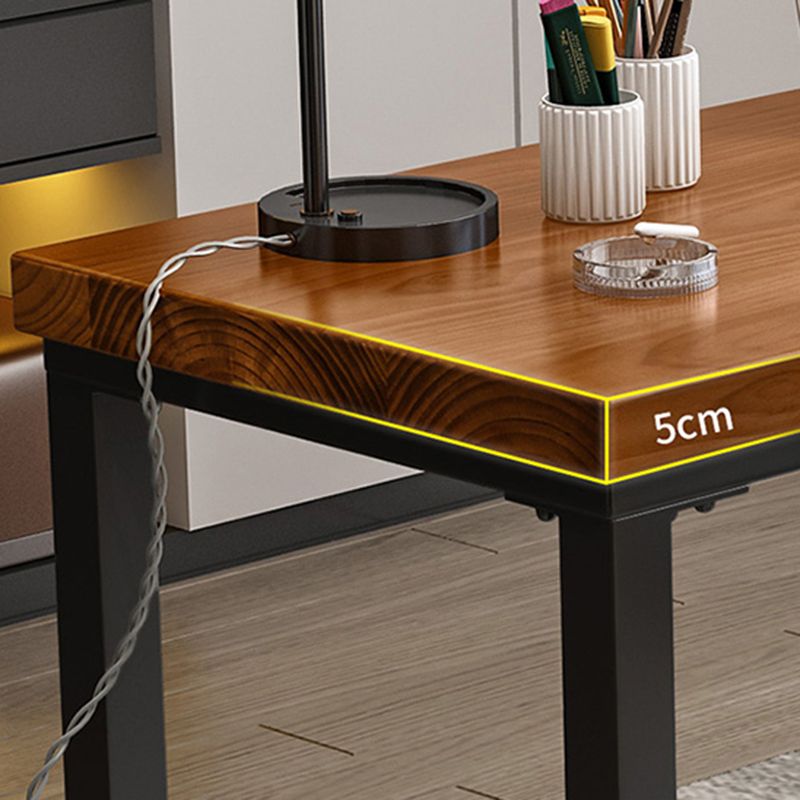 Scrivania rettangolare industriale scrivania in legno massello con base di cavalletto