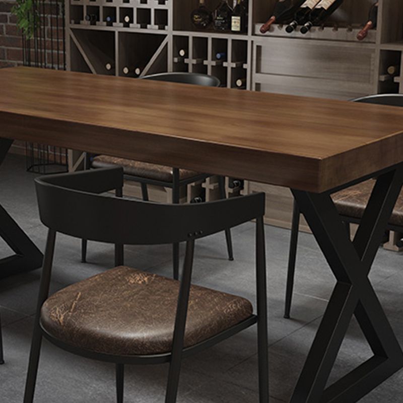 Mesa de cena de rectángulo industrial Mesa de comedor de base de trineo de metal negro