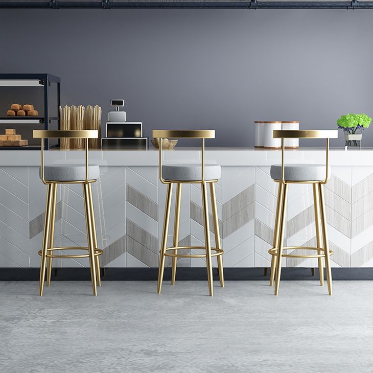 Glam Metal Bar and Counter Stool Low Back Stool with 4 Legs in Gold Clearhalo 'Bar Furniture' 'Bar Stools' 'bar_stools' 'furn' 'furn_bar_stools' 'Furniture' 'furniture_bar_stools' 'Kitchen & Dining Furniture' 1200x1200_a38ec2bd-6154-4993-8400-2b6e8be4b5d1