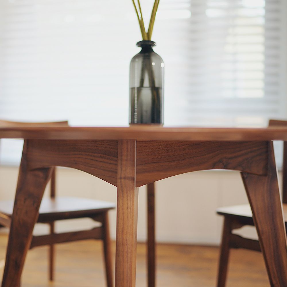 Simplicity Style Round Dining Table Solid Wood Dinner Table with 4 Legs Clearhalo ' dining_table' 'Dining Tables & Seating' 'Dining Tables' 'furn' 'furn_dining_table' 'Furniture' 'furniture_dining_table' 'Kitchen & Dining Furniture' 'kitchen&dining_furn' 'kitchen' 'kitchen_dining_table' 1200x1200_a38f5deb-a821-49a6-8b3d-fcb6f426a7b6