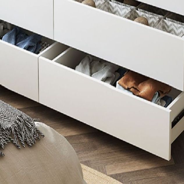 Modern White Wood Chest Bedroom Storage Chest with Mute Rail Clearhalo 'Bedroom Furniture' 'Dressers & Chests' 'dressers_chests' 'furn' 'furn_dressers_chests' 'Furniture' 1200x1200_a3a3c6a6-985a-4c9a-b580-0f17da4e0916