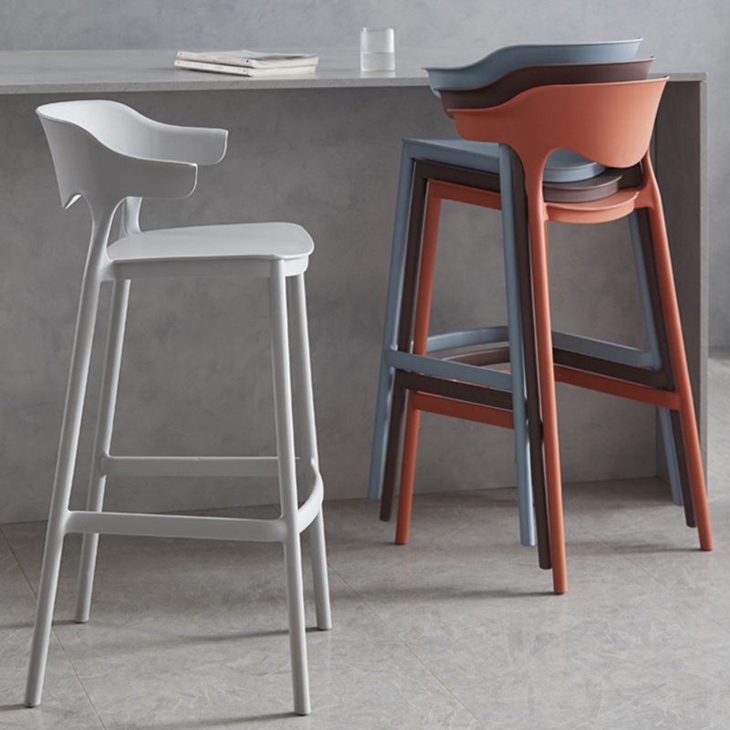 Contemporary Plastic Low Back Counter Stool Plastic Furniture in Matte Finish for Indoor Clearhalo 'Bar Furniture' 'Bar Stools' 'bar_stools' 'furn' 'furn_bar_stools' 'Furniture' 'Kitchen & Dining Furniture' 1200x1200_a3f3d911-746a-4713-b18f-768fa2d4a907