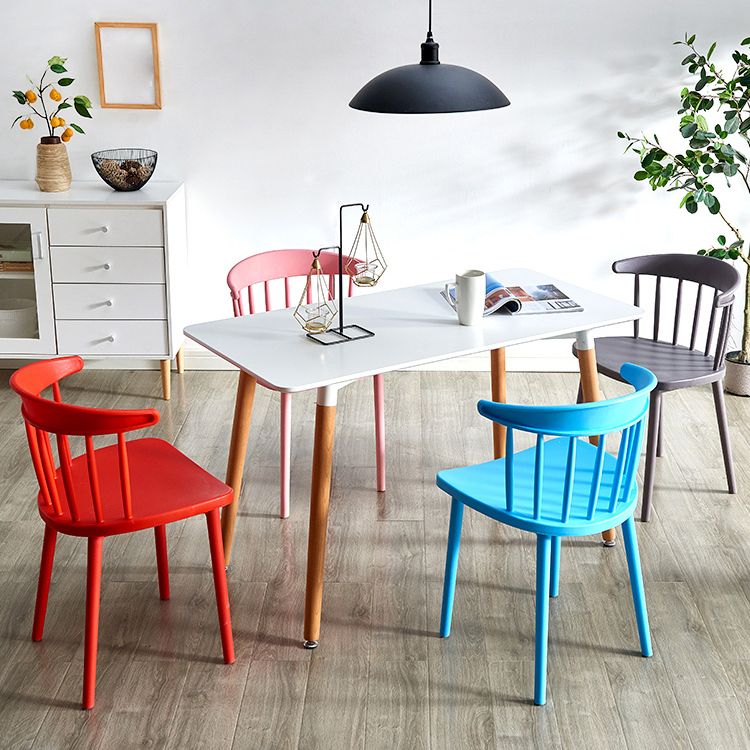 Scandinavian Plastic Dining Kitchen Room Chair Windsor Back Side Chair Clearhalo ' kitchen&dining_furn' 'Dining Chairs' 'Dining Tables & Seating' 'dining_chair' 'furn' 'furn_dining_chair' 'Furniture' 'furniture_dining_chair' 'Kitchen & Dining Furniture' 'kitchen' 1200x1200_a45b38d6-bf23-443e-988a-0f08e894c814