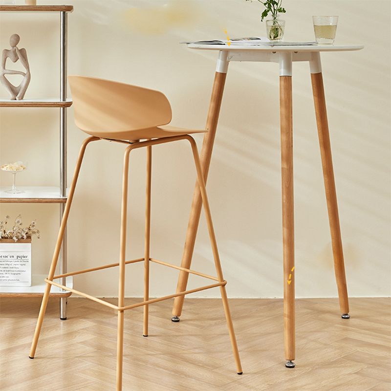 Modern Bistro Bar Table Fixed Bistro Bar Height Cocktail Table with Legs Clearhalo 'Bar Furniture' 'Bar Tables' 'bar_tables' 'furn' 'furn_bar_tables' 'Furniture' 'Kitchen & Dining Furniture' 1200x1200_a46b71b3-2b0c-4981-bb55-354c9bbb58b9