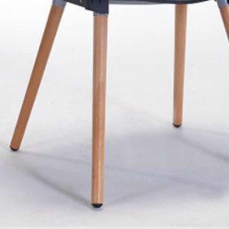 現代的なアームダイニングチェア屋内無垢材ダイニングチェア