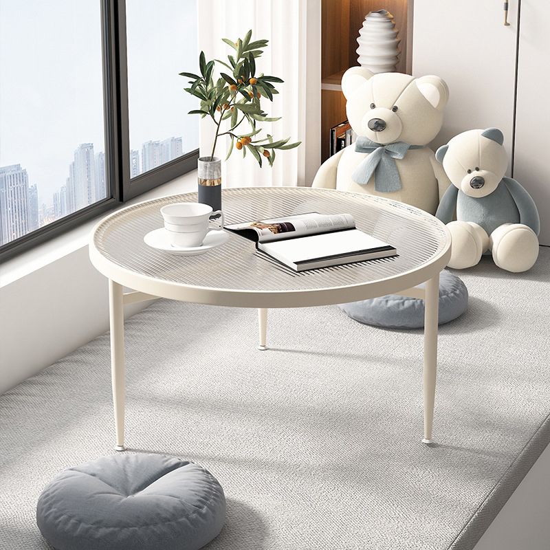 11.8 "Hモダンラウンドガラスコーヒーテーブルアイアン3レッグカクテルテーブル