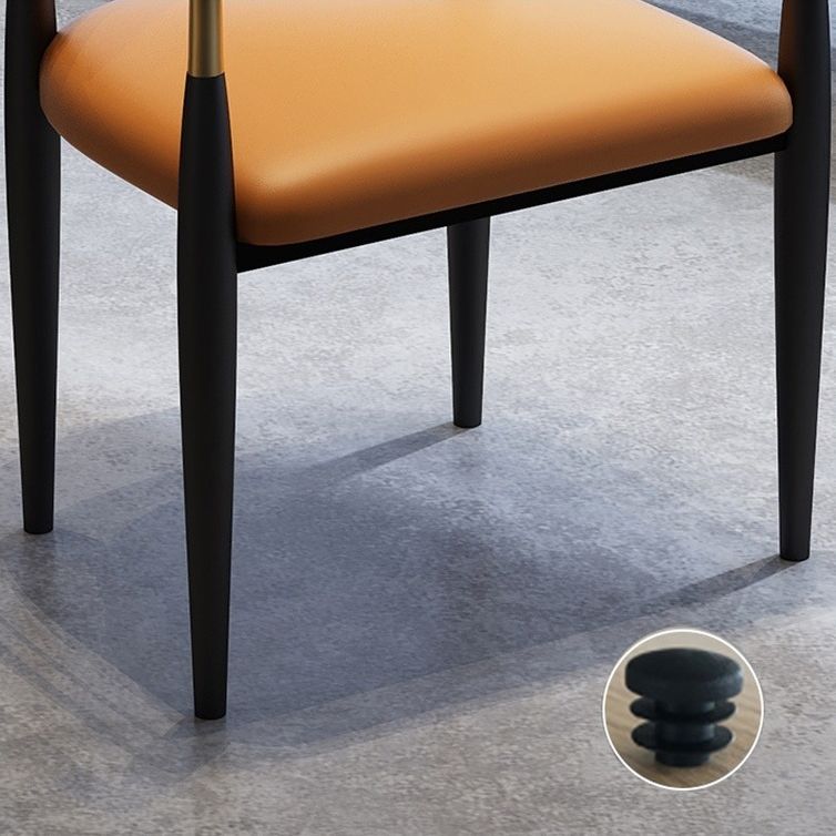 Zeitgenössischer Küchen -Esstuhl schwarze Beine gepolsterter Armstuhl