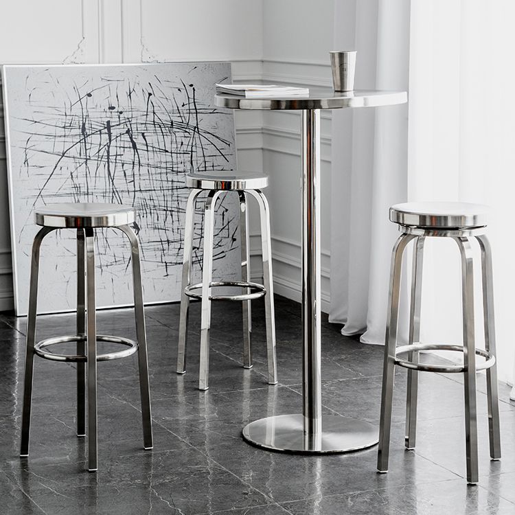 Modern Silver Metal Counter Table with Round Table Top Silver Pedestal Table Clearhalo 'Bar Furniture' 'Bar Tables' 'bar_tables' 'furn' 'furn_bar_tables' 'Furniture' 'furniture_bar_tables' 'Kitchen & Dining Furniture' 1200x1200_a538a490-92dd-4952-8887-00c4543291d4