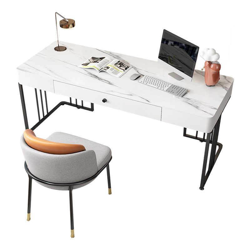 焼結された石湾曲したライティングデスクコンテンポラリーブラックスレッドベースデスク