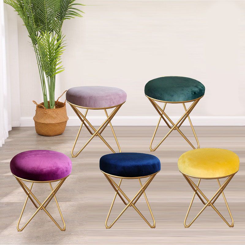 Moderner Goldstandard -Samt -Trea -resistentes Standard für das Wohnzimmer