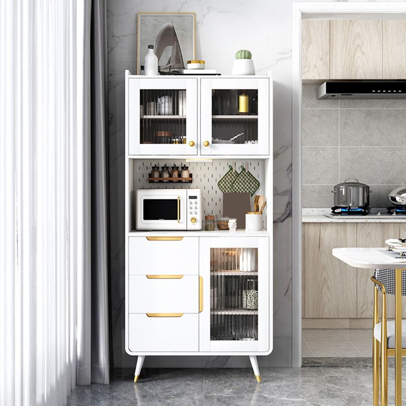 Buffet de comedor de piedra de estilo glam para gabinetes y cajones