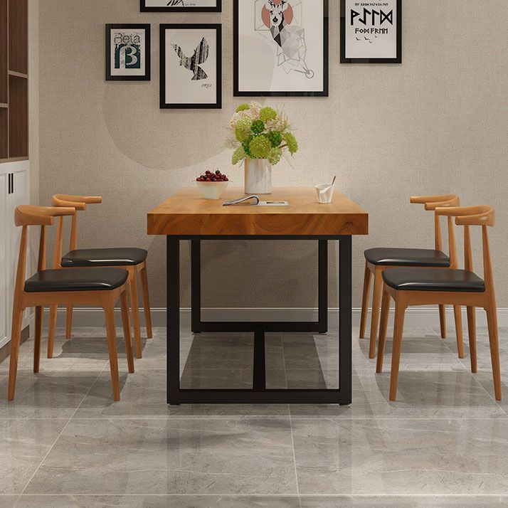 Tavolo da pranzo standard di legno massiccio di rettangolo industriale con base di cavalletto