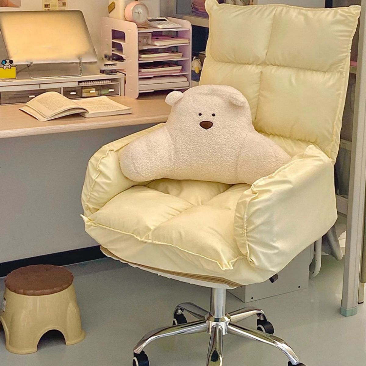 Sedia da ufficio da 28 "sedia da ufficio ampia contemporanea gialla imbottita