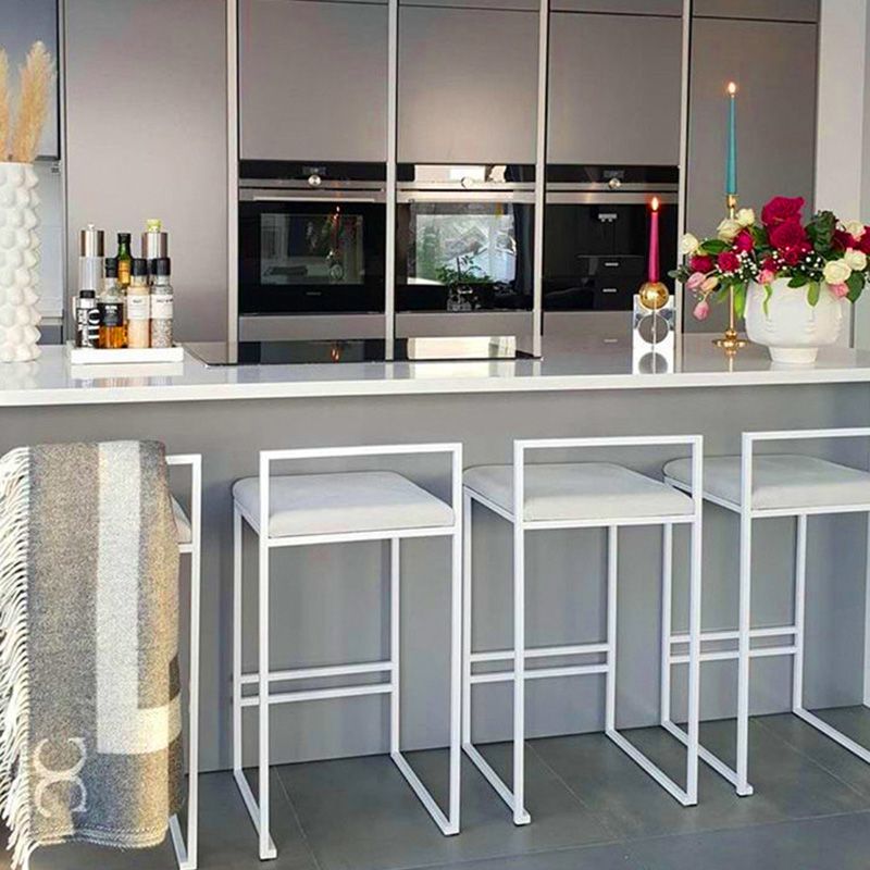 Contemporary Iron Counter Height Stools Low Back Bar Stool with Footrest Clearhalo 'Bar Furniture' 'Bar Stools' 'bar_stools' 'furn' 'furn_bar_stools' 'Furniture' 'Kitchen & Dining Furniture' 1200x1200_a5f60137-e0d5-416e-8efd-673de91d9d8b