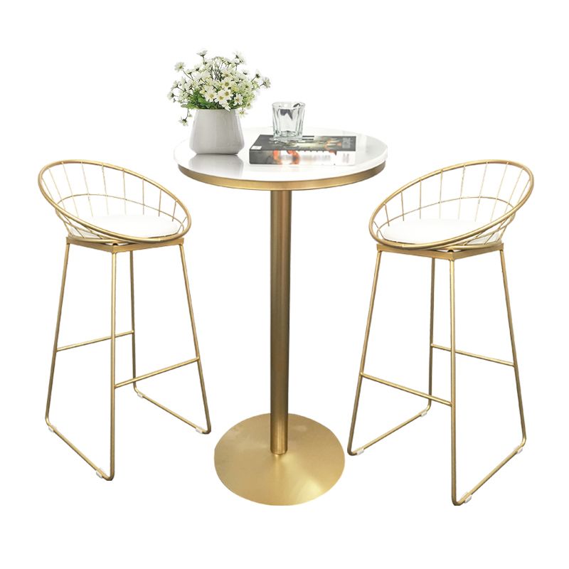 Glam Style Gold Metal Bar Table Round Indoor 41.3"H Pedestal Bistro Table Clearhalo 'Bar Furniture' 'Bar Tables' 'bar_tables' 'furn' 'furn_bar_tables' 'Furniture' 'furniture_bar_tables' 'Kitchen & Dining Furniture' 'kitchen&dining_furn' 'kitchen' 1200x1200_a5fdc2a5-e76b-4d62-8e53-3159cfa763b4