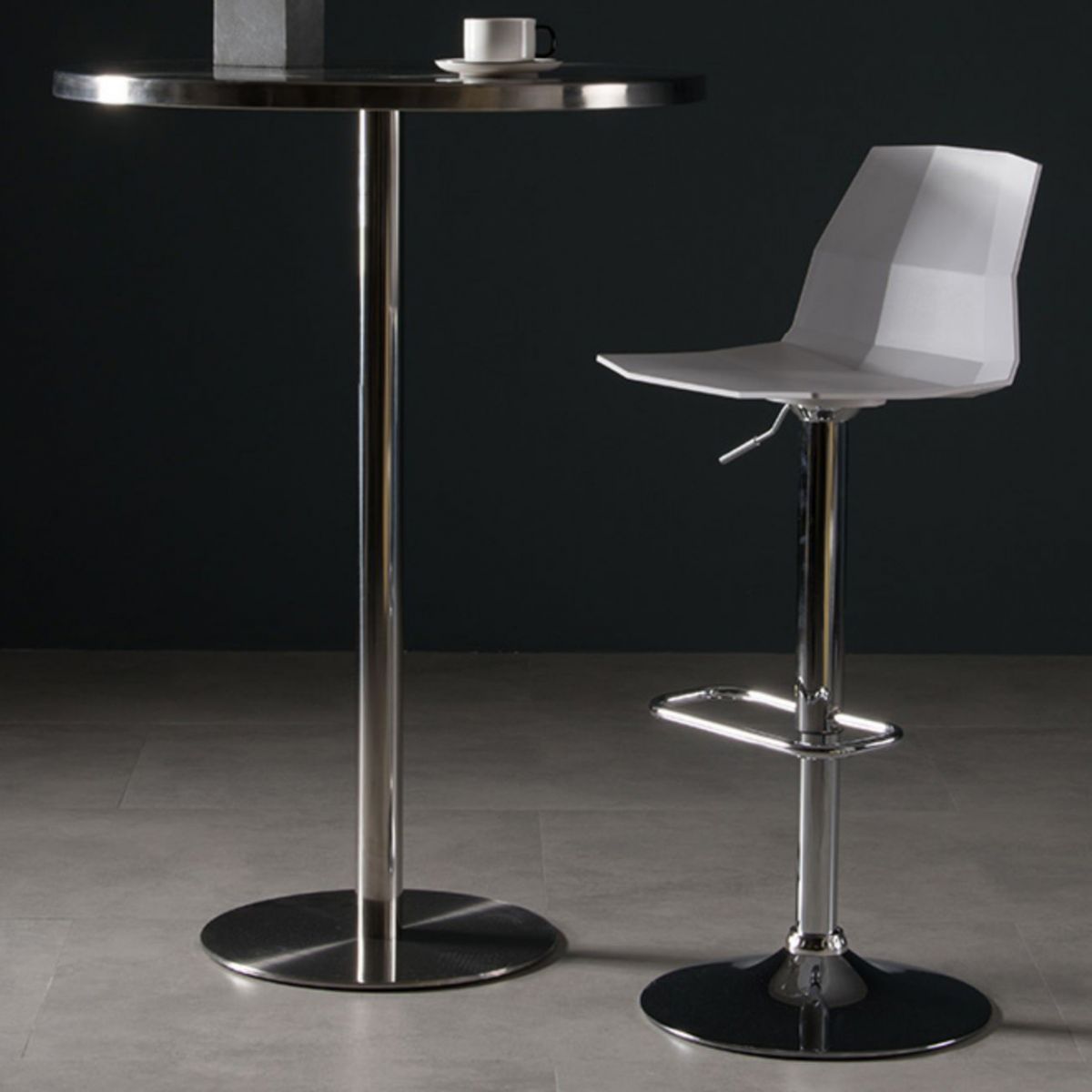 Modern Plastic Counter & Bar Stool Indoor Adjustable Height Footrest Stool Clearhalo 'Bar Furniture' 'Bar Stools' 'bar_stools' 'furniture_bar_stools' 'Kitchen & Dining Furniture' 'kitchen&dining_furn' 'kitchen' 'kitchen_furn' Furniture' 1200x1200_a60cf68f-796a-4aab-9760-4e07b5a5e3bd