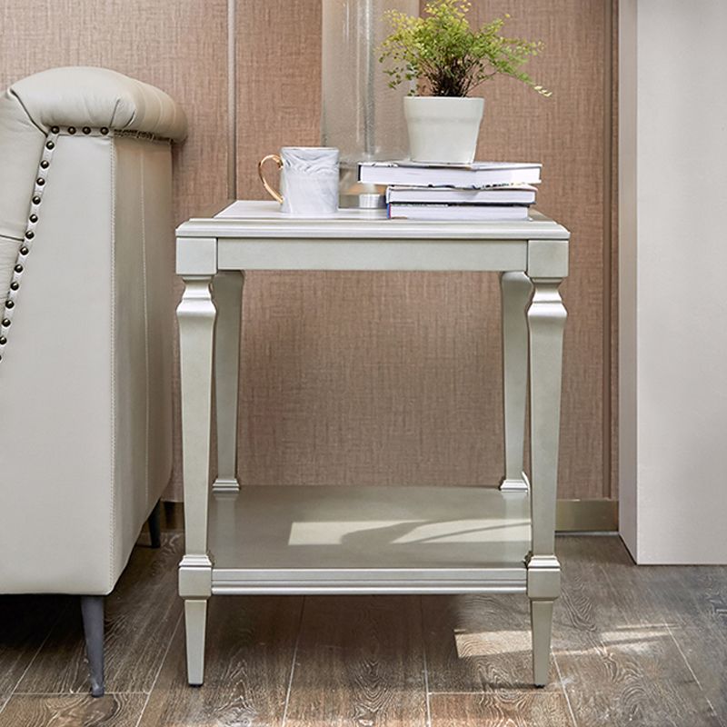 25,6 "" Table à bois carré de table latérale supérieure Sliver 4 jambes Table de bout avec étagère