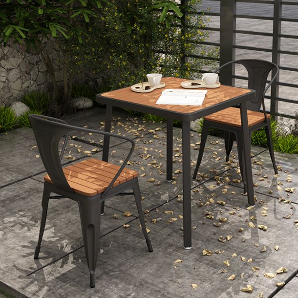 Tavolo da pranzo quadrato industriale recupero in legno con 4 gambe