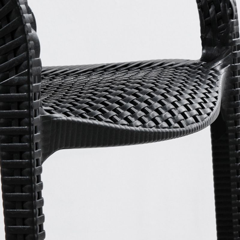 Modern Style Dining Chair Plastic Arm Chair with Plastic Legs for Kitchen