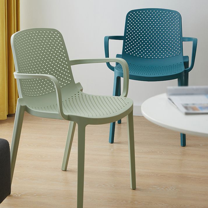 Scandinavian Plastic Dining Arm Chair Solid Back Kitchen Dining Armchair Clearhalo ' kitchen&dining_furn' 'Dining Chairs' 'Dining Tables & Seating' 'dining_chair' 'furn' 'furn_dining_chair' 'Furniture' 'furniture_dining_chair' 'Kitchen & Dining Furniture' 'kitchen' 1200x1200_a6585984-8333-49cb-a484-ff42af56e983