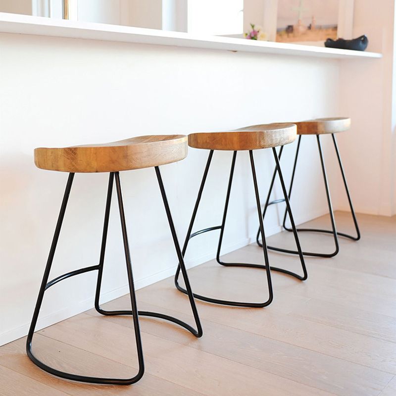 Contemporary Wood Seats Counter Stools Black Base Indoor Bar Stool for Kitchen Clearhalo 'Bar Furniture' 'Bar Stools' 'bar_stools' 'furn' 'furn_bar_stools' 'furniture_bar_stools' 'Kitchen & Dining Furniture' 'kitchen&dining_furn' 'kitchen' 'kitchen_furn' Furniture' 1200x1200_a68a561f-e16e-4e1f-977a-1fb742d03c83