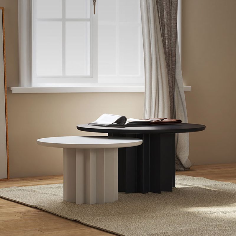 スカンジナビアのDIA 23.6 "/31.5"カクテルテーブル、木製のペンセスタルコーヒーテーブル