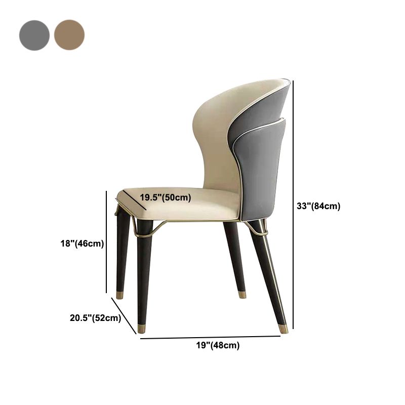 Eigentijdse eiken houten wingback stoel matte afwerking faux lederen stoel met zwarte poten