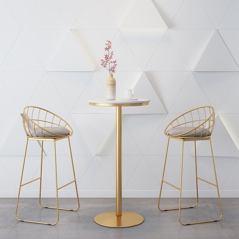 Modern 1/2/3/4 Pieces Metal Bar Table Set Round Bar Table with High Stools for Kitchen Clearhalo 'Bar Furniture' 'furn' 'furn_home_bar_bar_sets' 'Furniture' 'Home Bars & Bar Sets' 'home_bar_bar_sets' 'Kitchen & Dining Furniture' 1200x1200_a75bc179-b976-419e-9a40-bf9c828e2015