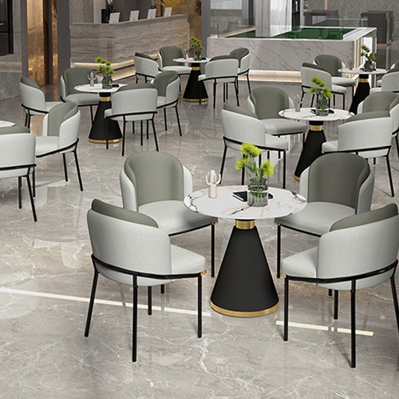 Glam Metal Dinette Table Gesinterde stenen eettafel voor thuisgebruik