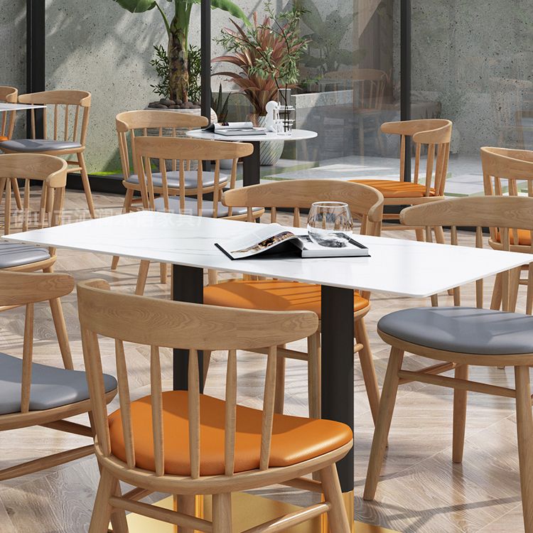 Table à manger en pierre péout